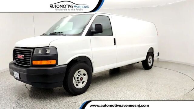 2025 GMC Savana 3500