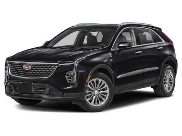 2024 Cadillac XT4 Luxury — photo 1 of 1