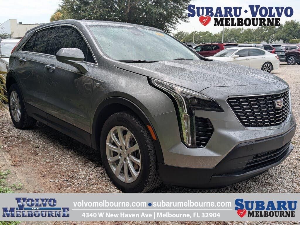 2023 Cadillac XT4 Luxury
