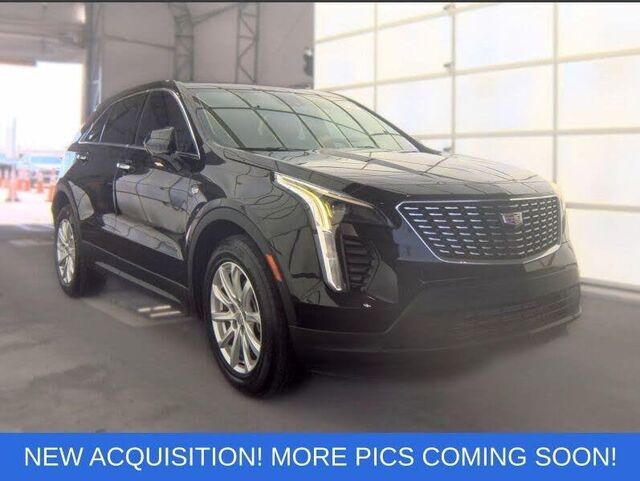 2023 Cadillac XT4 Luxury — photo 1 of 1