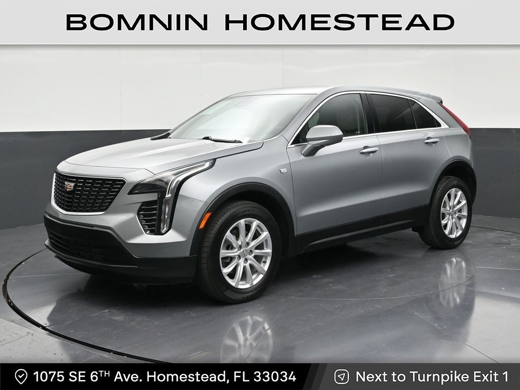 2023 Cadillac XT4 — photo 1 of 7
