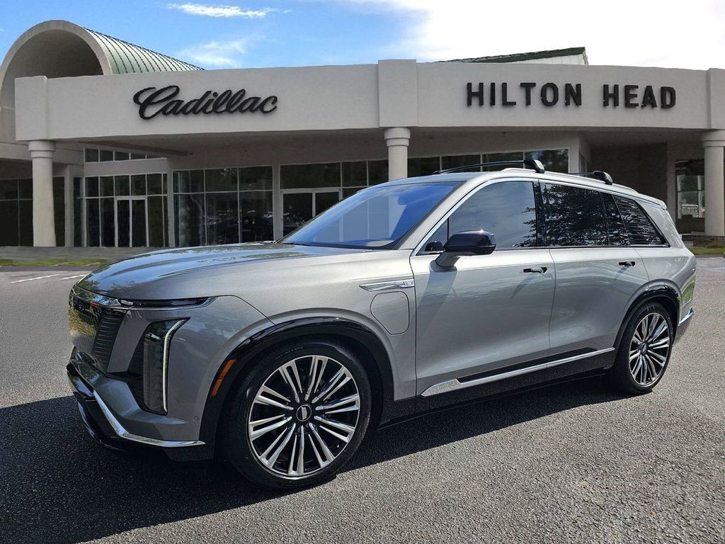 2026 Cadillac VISTIQ — photo 1 of 7