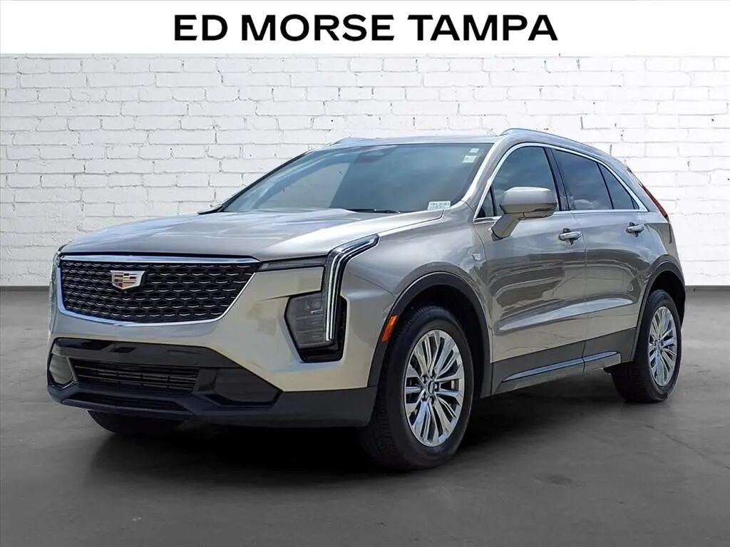 2025 Cadillac XT4 Premium Luxury