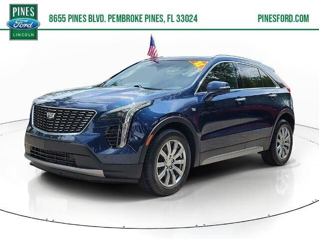 2021 Cadillac XT4 Premium Luxury — photo 1 of 1