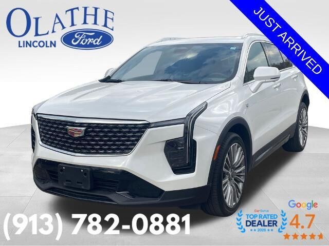 2025 Cadillac XT4 Premium Luxury