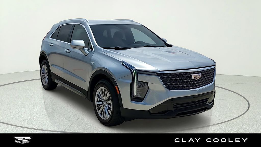 2024 Cadillac XT4 — photo 1 of 7