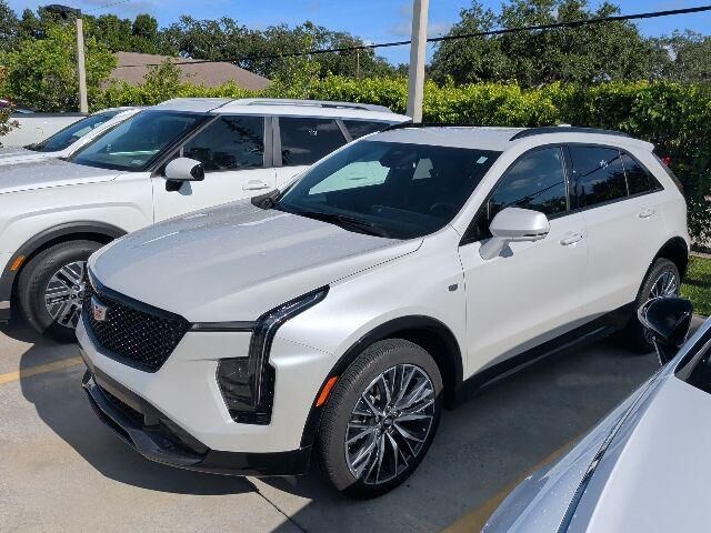 2024 Cadillac XT4 Sport — photo 1 of 5