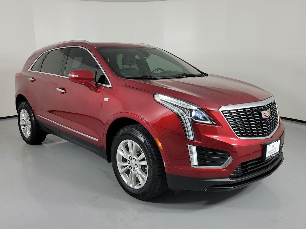 2023 Cadillac XT5 — photo 1 of 7