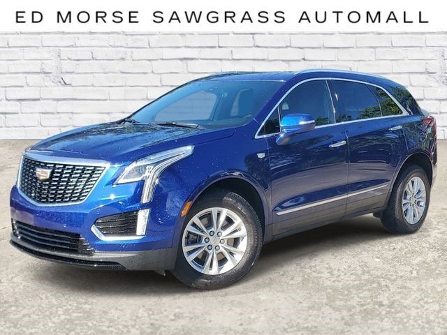 2023 Cadillac XT5 — photo 1 of 7