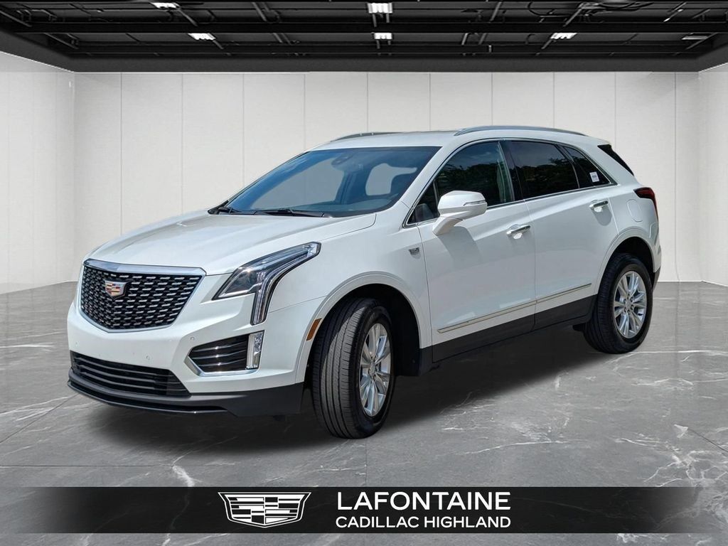 2024 Cadillac XT5 — photo 1 of 7