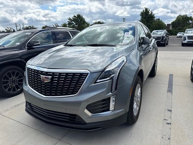 2023 Cadillac XT5 — photo 1 of 7