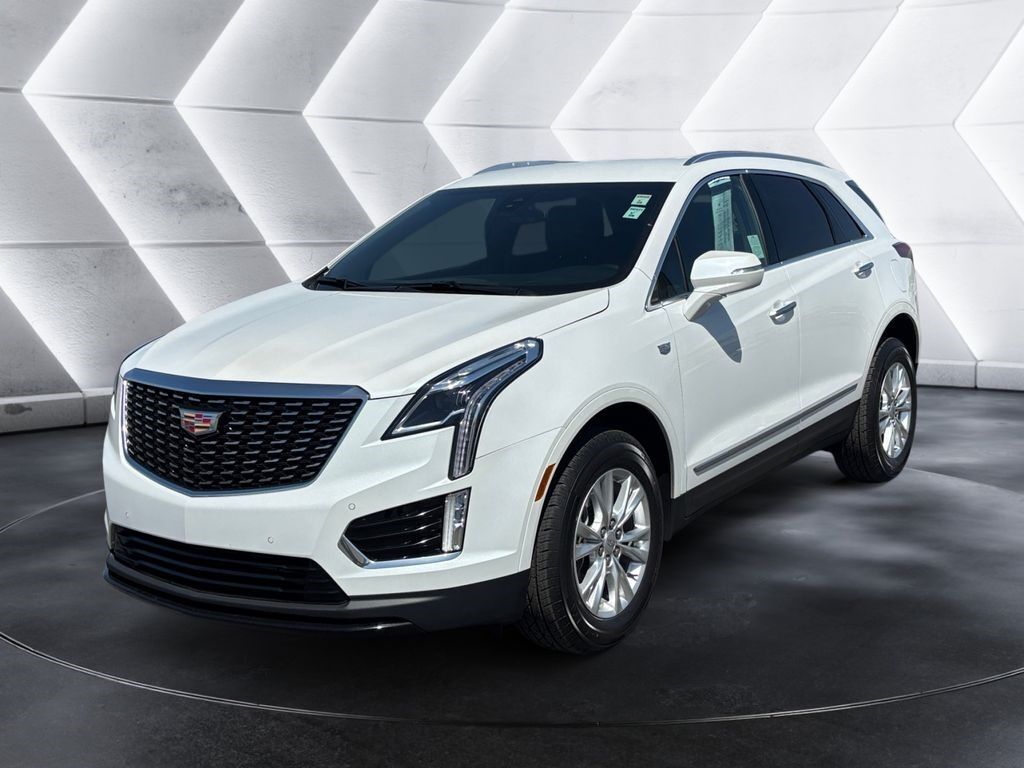 2024 Cadillac XT5 — photo 1 of 7