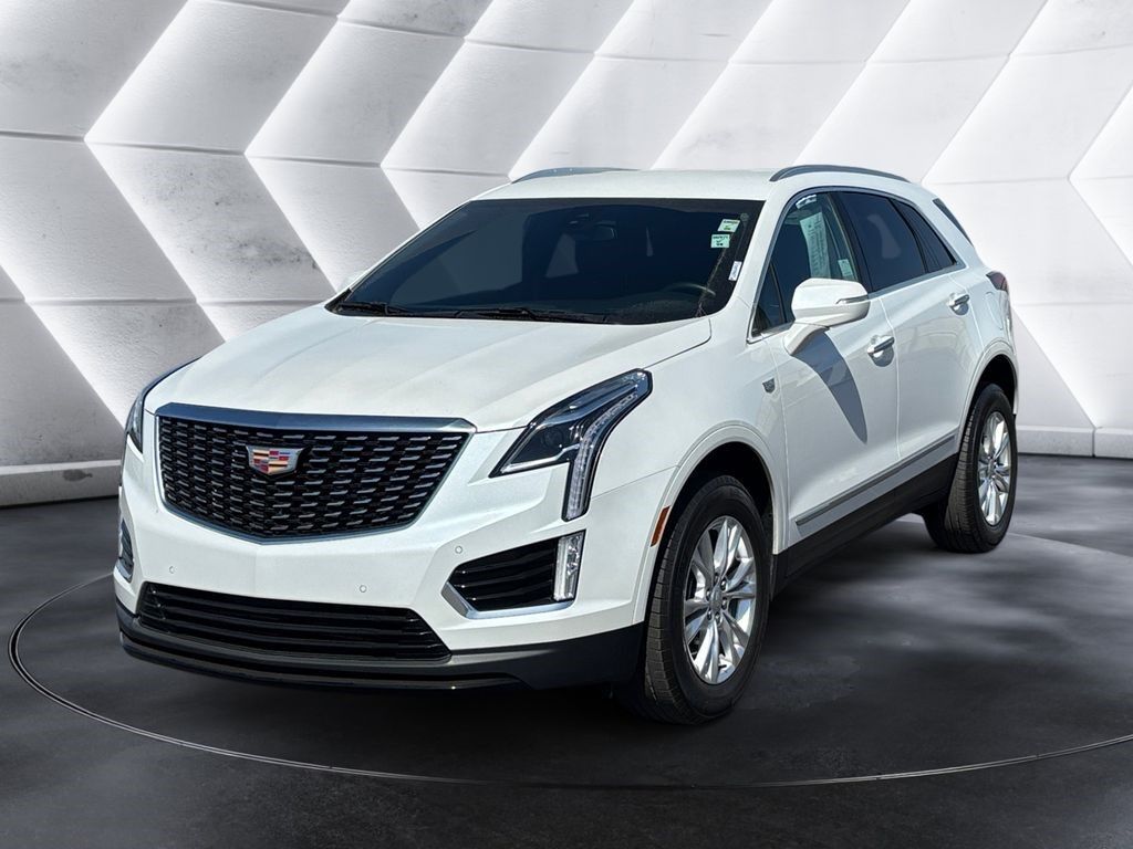 2024 Cadillac XT5 — photo 1 of 7