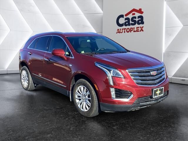 2017 Cadillac XT5 Base
