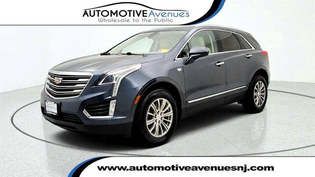 2019 Cadillac XT5 Luxury FWD — photo 1 of 13