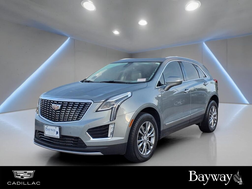 2023 Cadillac XT5 — photo 1 of 7