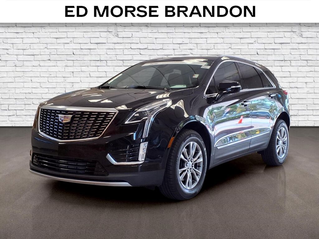 2023 Cadillac XT5 — photo 1 of 7