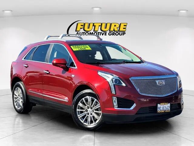 2018 Cadillac XT5 Luxury — photo 1 of 13