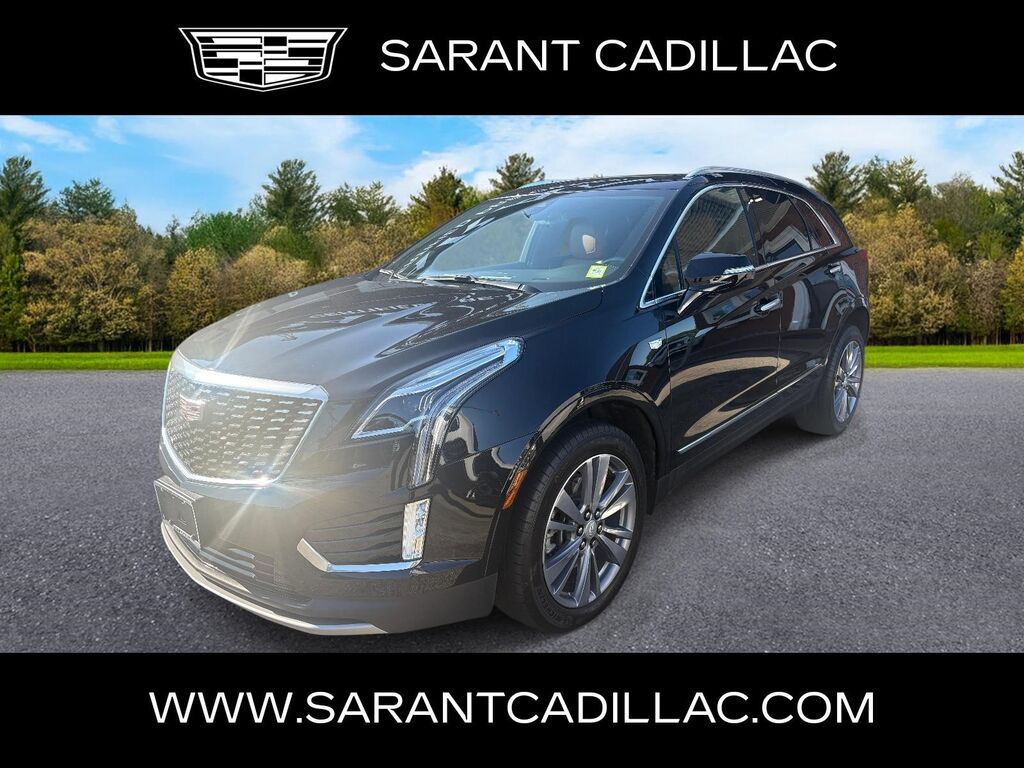 2024 Cadillac XT5 — photo 1 of 7