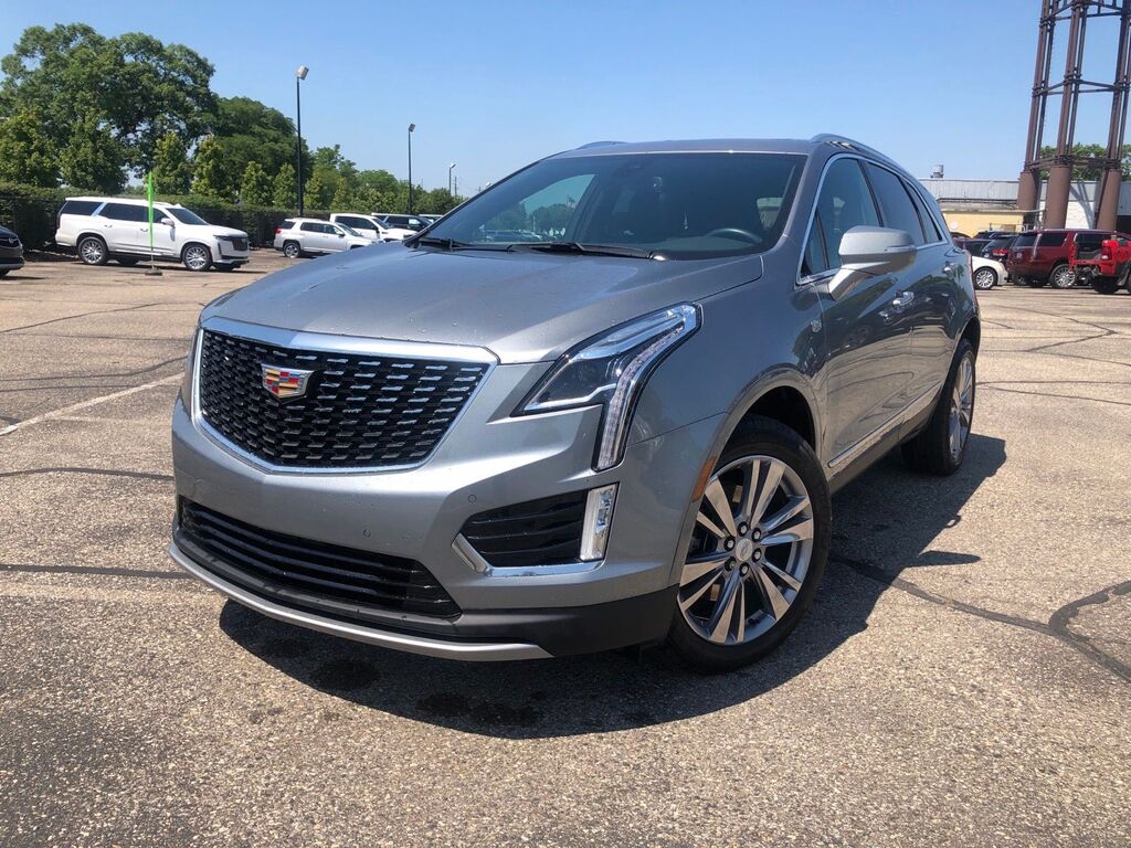2023 Cadillac XT5 — photo 1 of 7