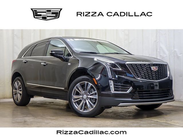 2025 Cadillac XT5 — photo 1 of 7
