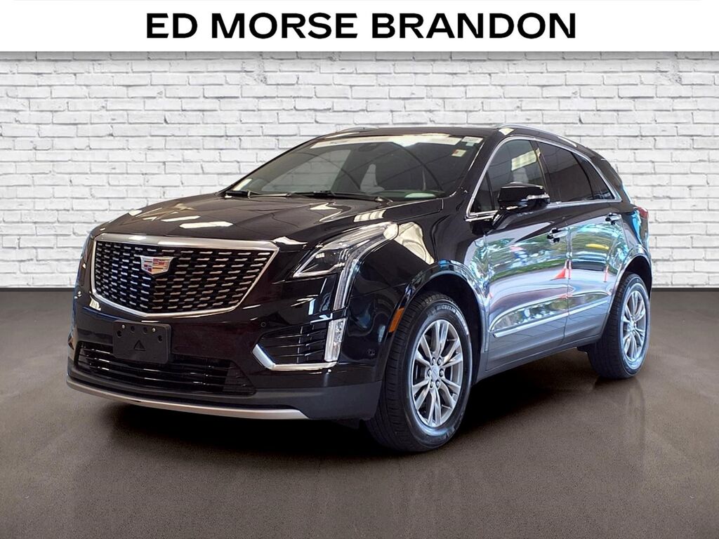 2023 Cadillac XT5 — photo 1 of 7