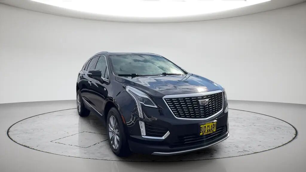 2021 Cadillac XT5 Premium Luxury — photo 1 of 12