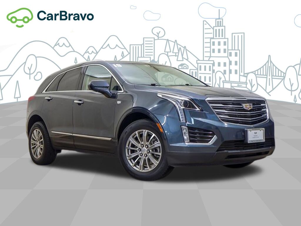 2019 Cadillac XT5 Luxury AWD — photo 1 of 7
