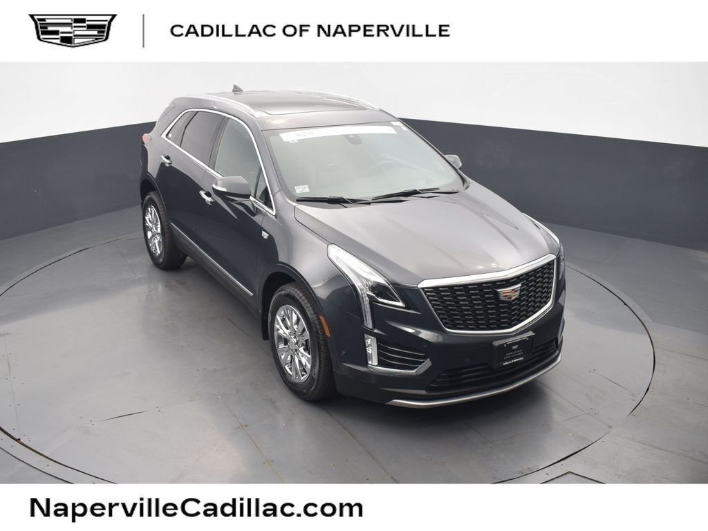 2023 Cadillac XT5 — photo 1 of 7