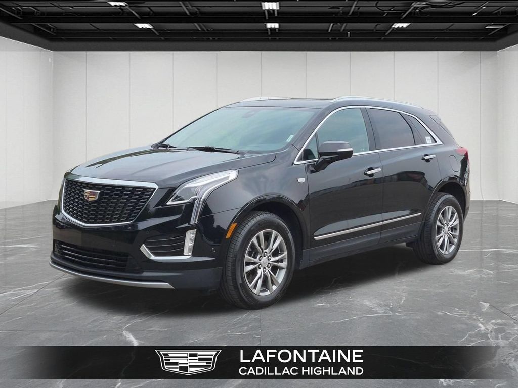2023 Cadillac XT5 — photo 1 of 7