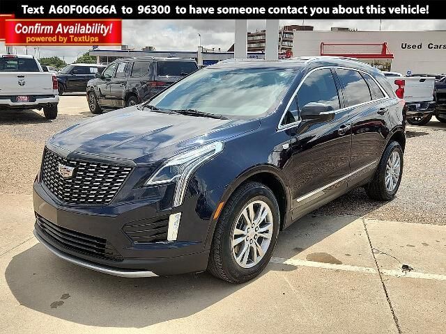 2022 Cadillac XT5 Premium Luxury