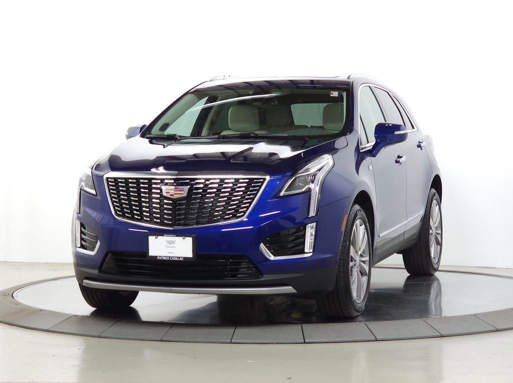 2024 Cadillac XT5 — photo 1 of 7