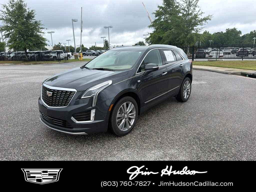 2023 Cadillac XT5 — photo 1 of 7