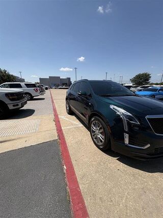 2025 Cadillac XT5 Sport