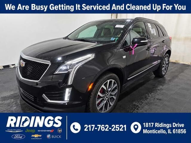 2025 Cadillac XT5 Sport
