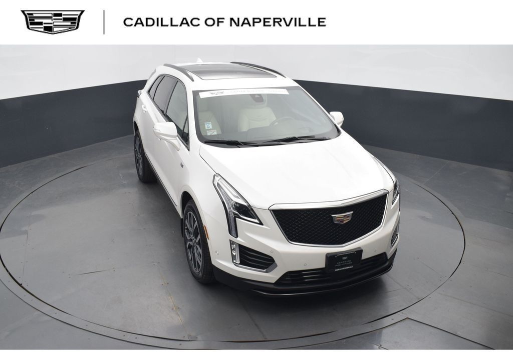 2023 Cadillac XT5 — photo 1 of 7