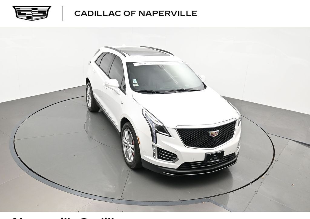 2024 Cadillac XT5 — photo 1 of 7