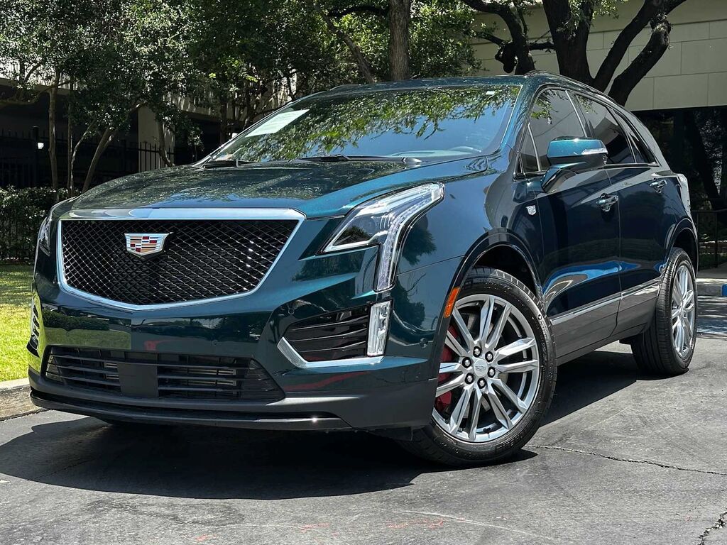 2024 Cadillac XT5 — photo 1 of 7