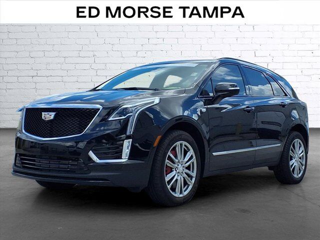 2025 Cadillac XT5 AWD Sport — photo 1 of 13