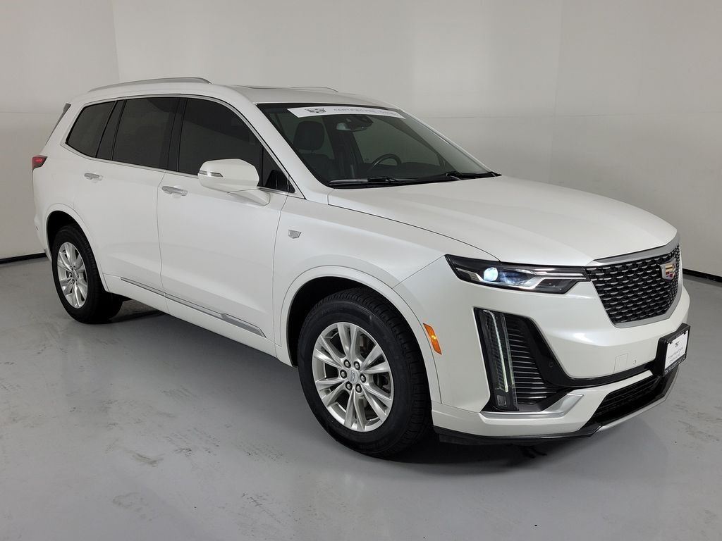 2023 Cadillac XT6 — photo 1 of 7