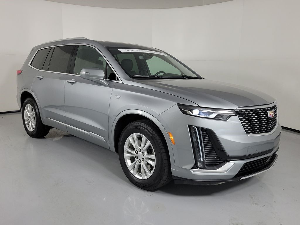 2024 Cadillac XT6 — photo 1 of 7
