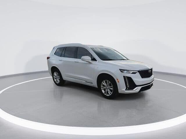 2024 Cadillac XT6 Luxury