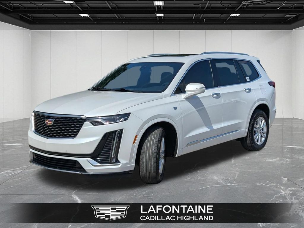 2023 Cadillac XT6 — photo 1 of 7
