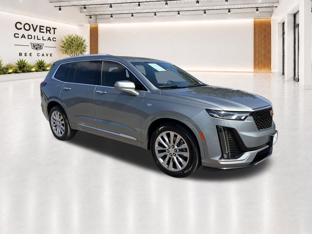2023 Cadillac XT6 — photo 1 of 7