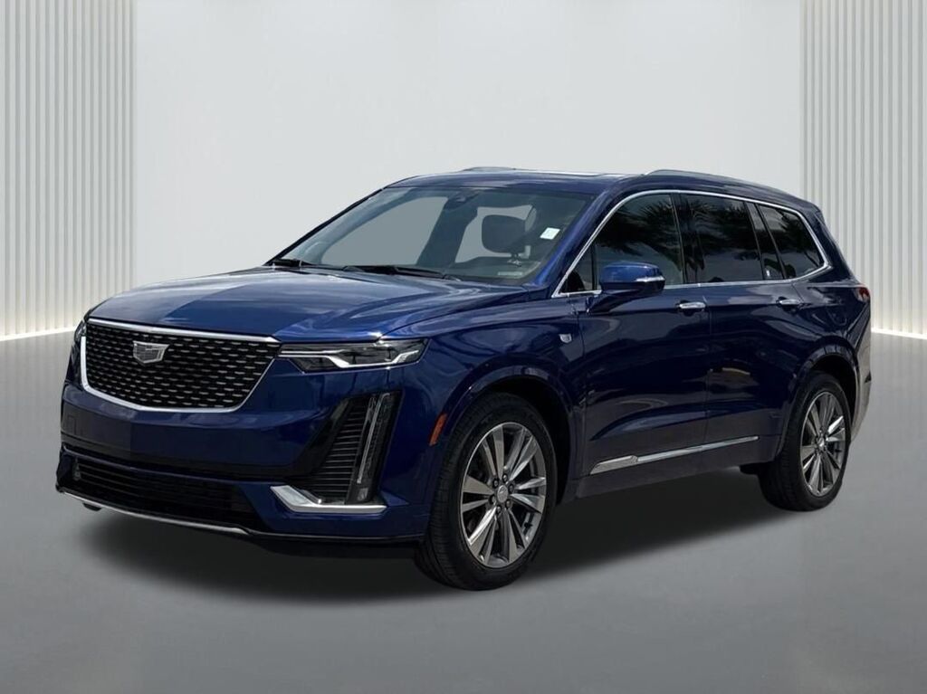 2024 Cadillac XT6 — photo 1 of 7