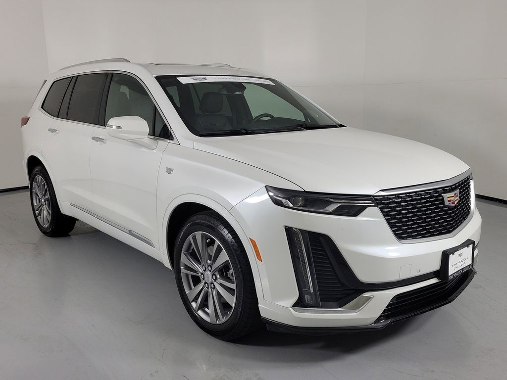 2023 Cadillac XT6 — photo 1 of 7