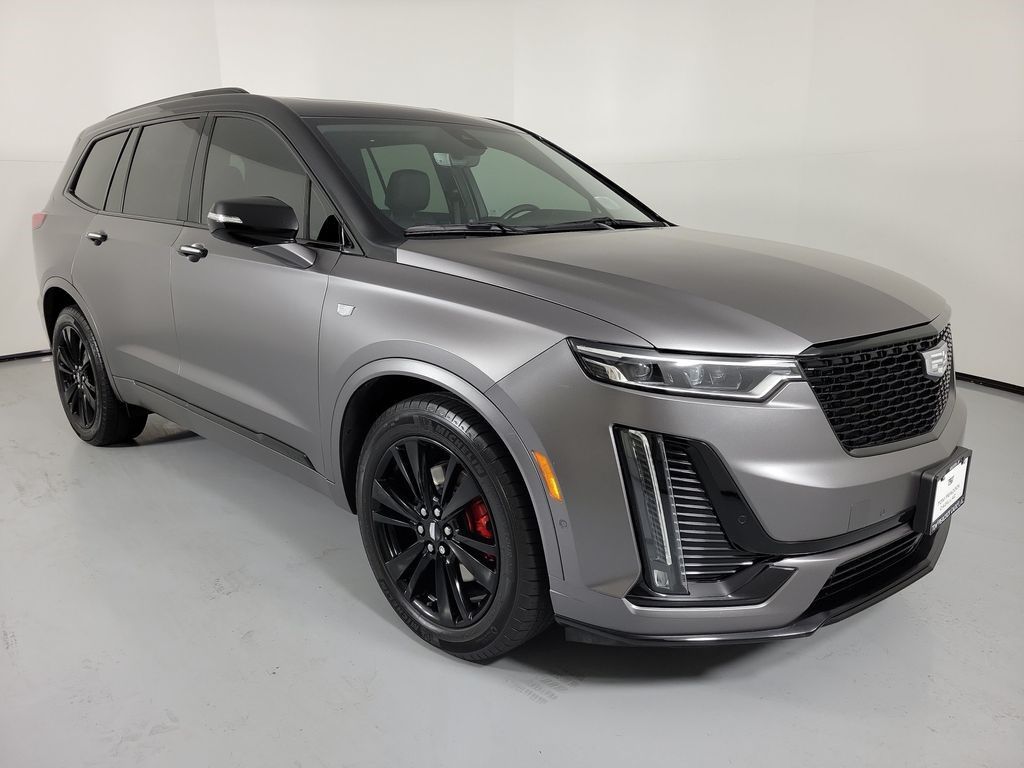 2023 Cadillac XT6 — photo 1 of 7