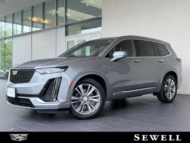 2025 Cadillac XT6