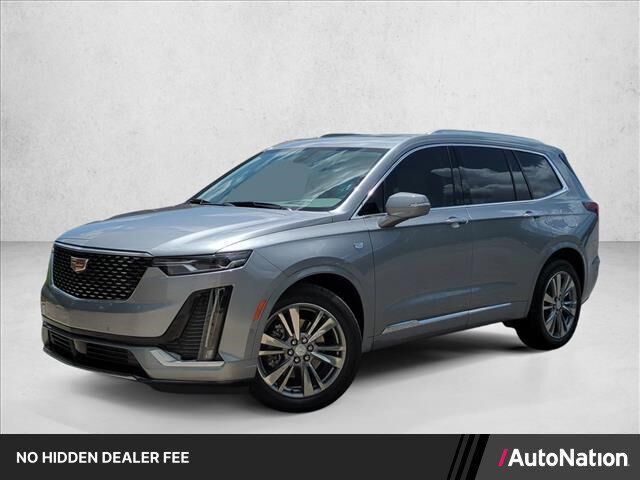 2025 Cadillac XT6 Premium Luxury — photo 1 of 9