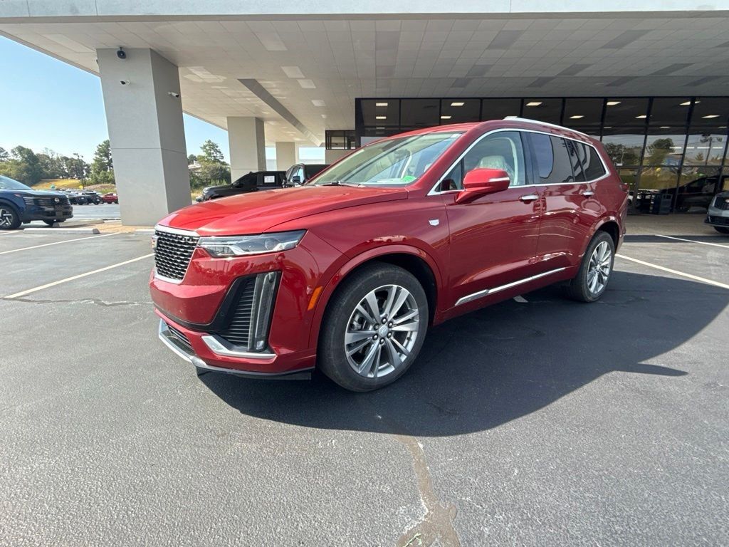 2023 Cadillac XT6 — photo 1 of 4
